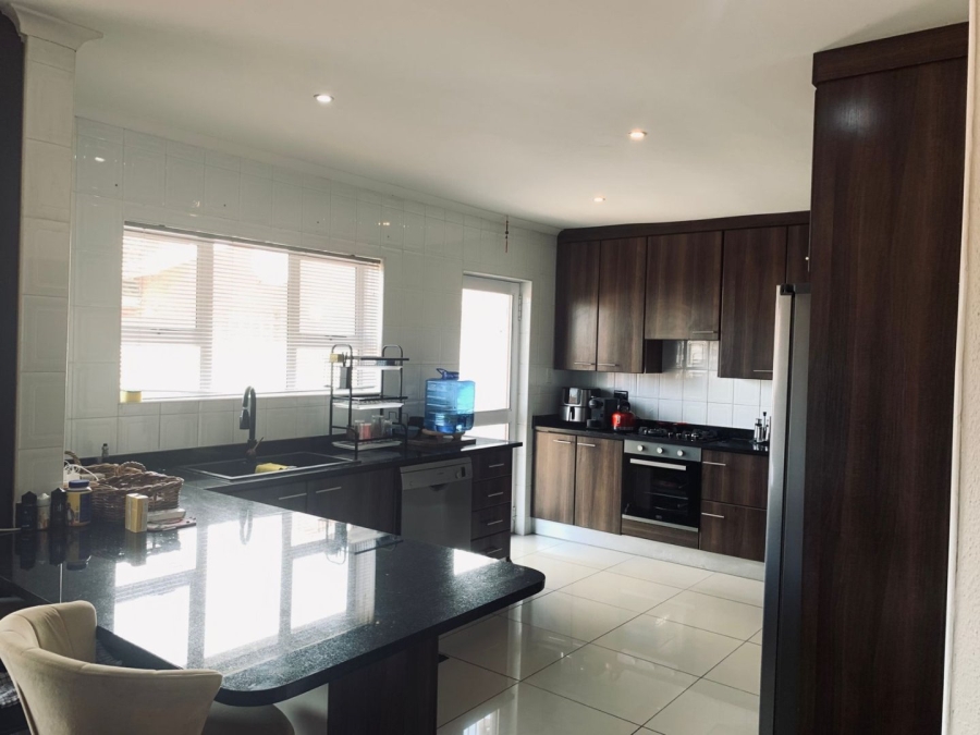 3 Bedroom Property for Sale in Summerstrand Eastern Cape